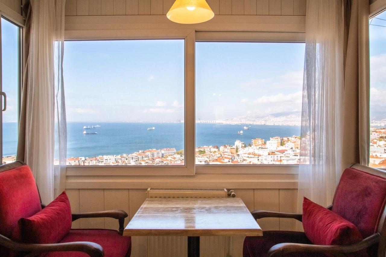 Flat With Mesmerizing Sea View In Konak * İzmir